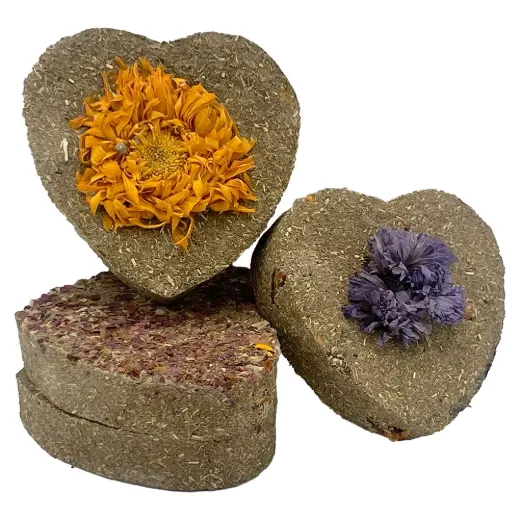 Timothy Hay Flower Chew 4 Pcs W/ Dried Fruit/Veg