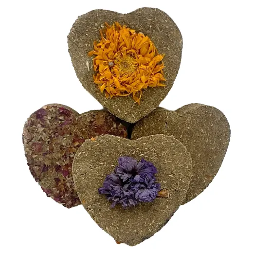 Timothy Hay Flower Chew 4 Pcs W/ Dried Fruit/Veg